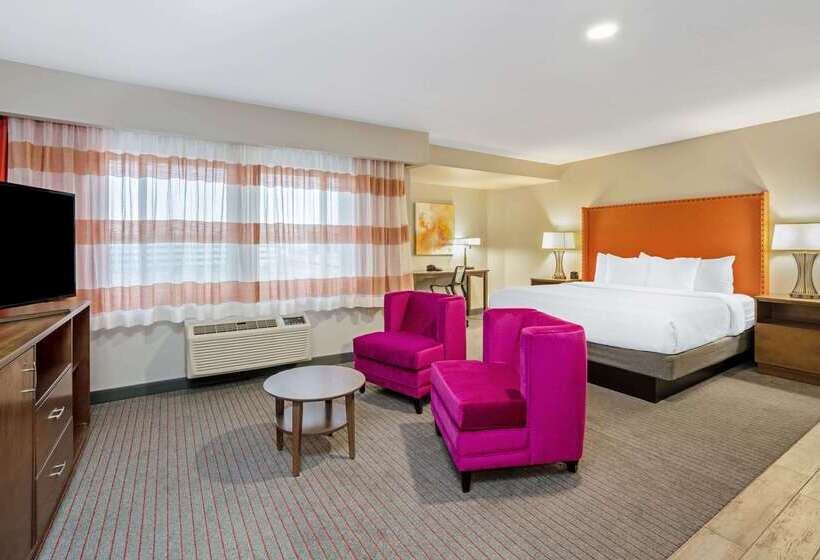 هتل La Quinta By Wyndham Seattle Federal Way