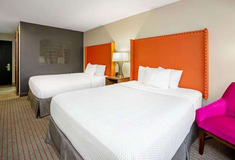 فندق La Quinta By Wyndham Seattle Federal Way