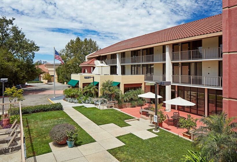 ホテル La Quinta By Wyndham Thousand Oaks Newbury Park