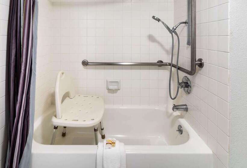 ホテル La Quinta By Wyndham Thousand Oaks Newbury Park