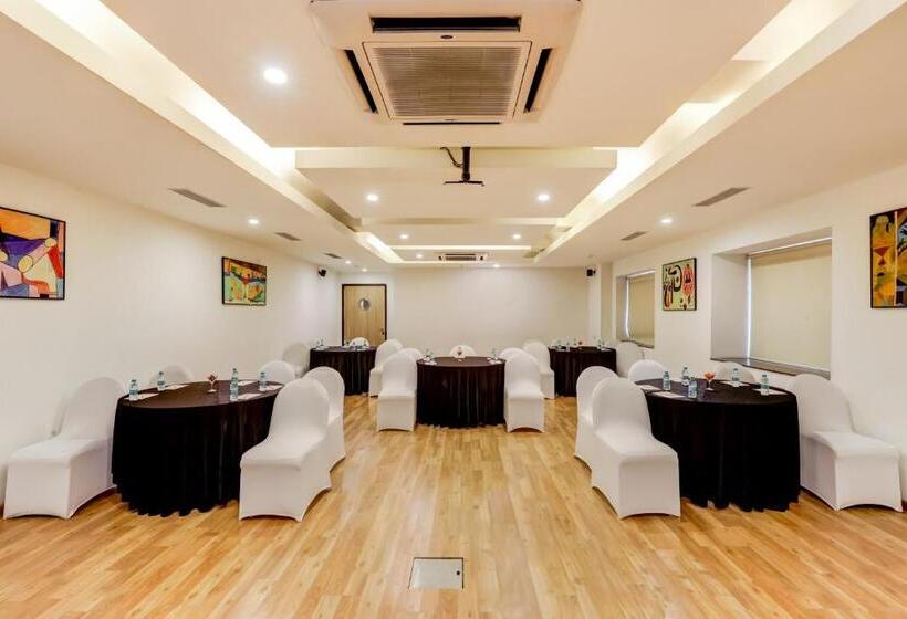 Lemon Tree Hotel, Ahmedabad