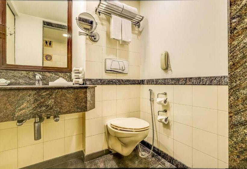 Lemon Tree Hotel, East Delhi Mall, Kaushambi