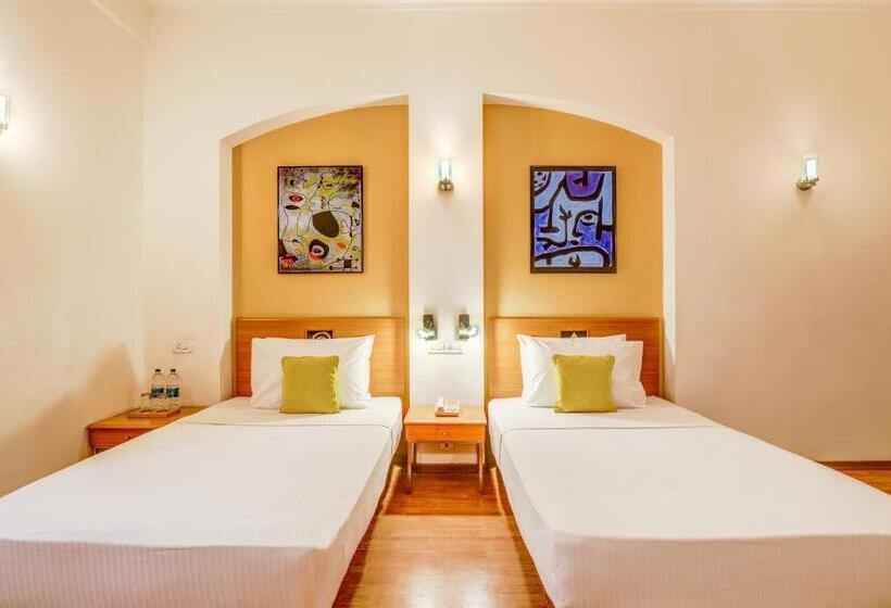 Lemon Tree Hotel, East Delhi Mall, Kaushambi