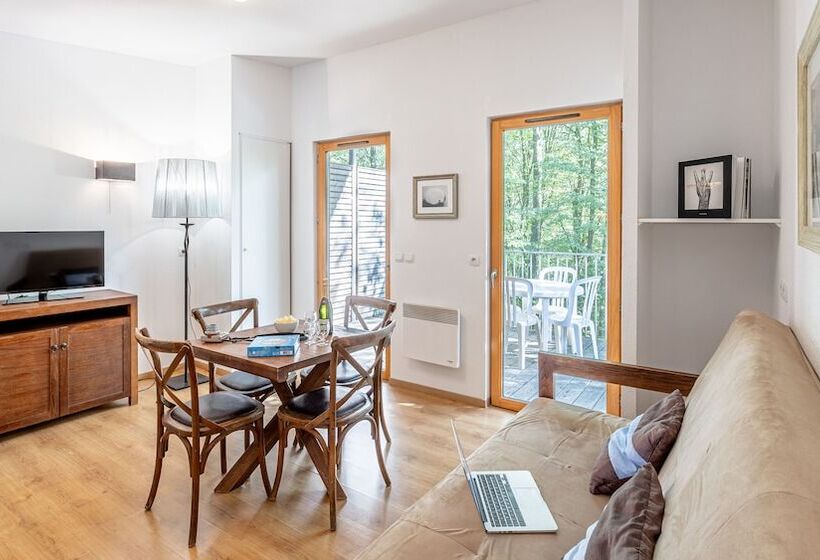 ホテル Madame Vacances Les Cottages De Valjoly