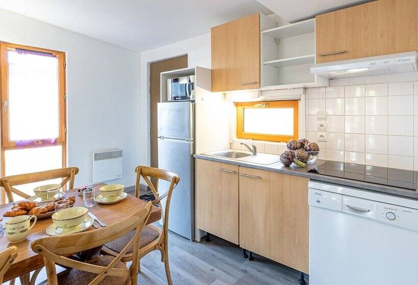 ホテル Madame Vacances Les Cottages De Valjoly