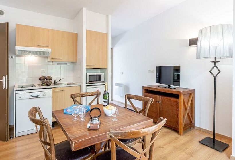 ホテル Madame Vacances Les Cottages De Valjoly