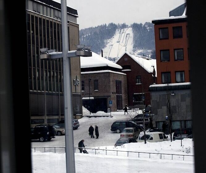 בית מלון כפרי Lillehammer Stasjonen