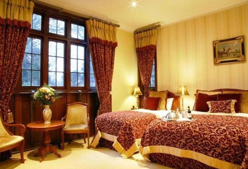 Отель Lough Rynn Castle