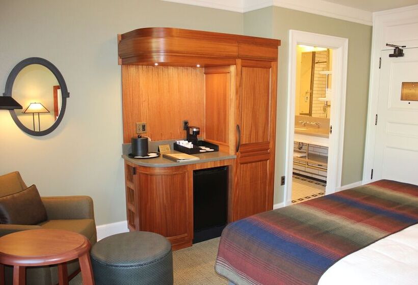 فندق Mammoth Hot Springs & Cabins   Inside The Park