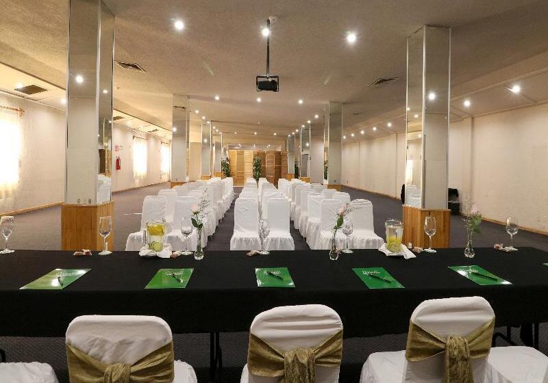 هتل Mision Aguascalientes Zona Sur