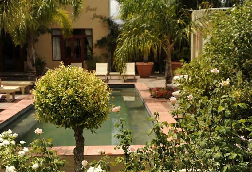 호텔 Montagu Country