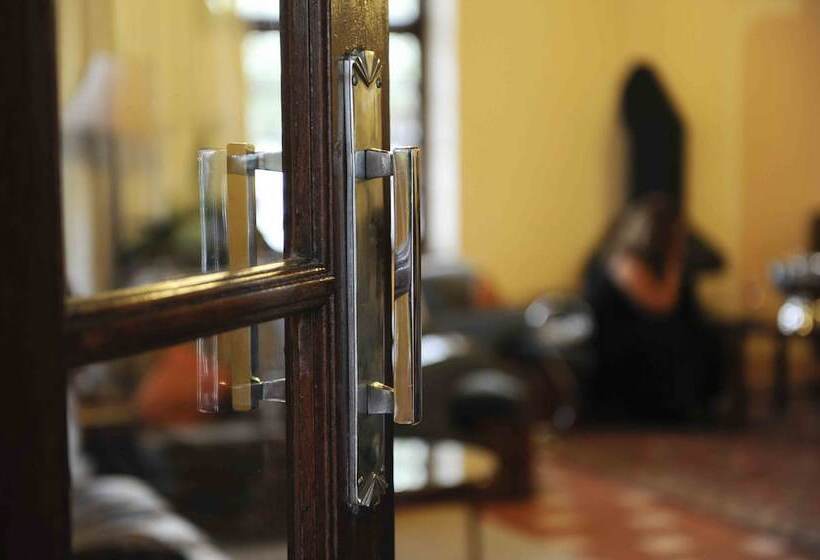 호텔 Montagu Country