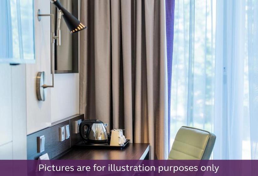 בית מלון כפרי Premier Inn München City Ost