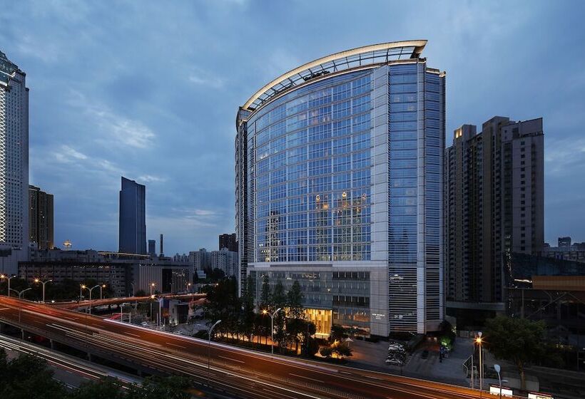 ホテル New World Wuhan