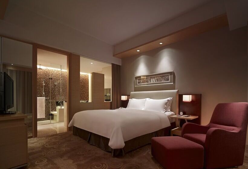 ホテル New World Wuhan