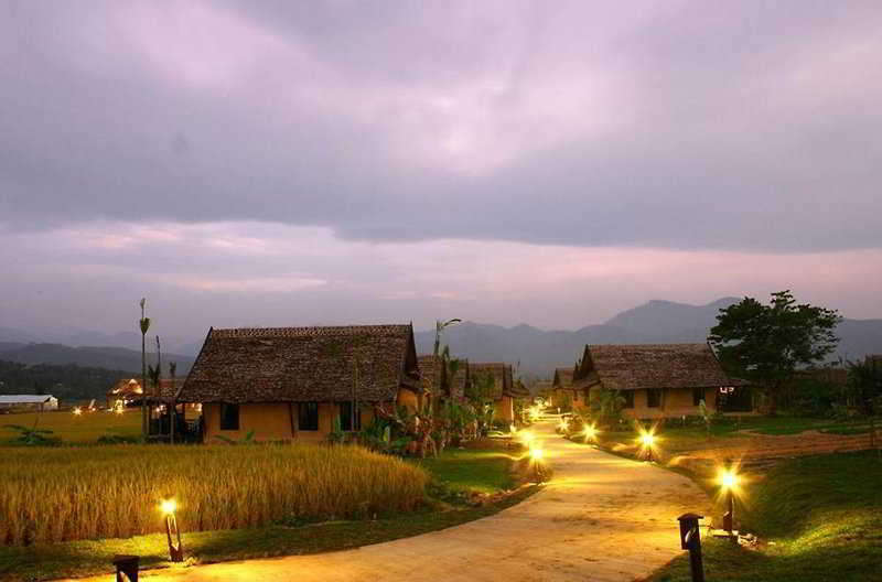 Отель Phu Pai Art Resort