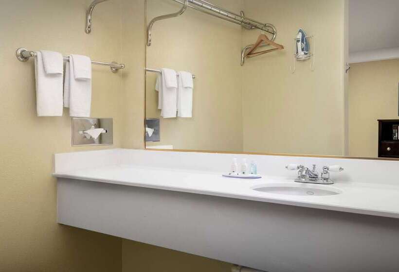 Отель Quality Inn & Suites Gallup I 40 Exit 20
