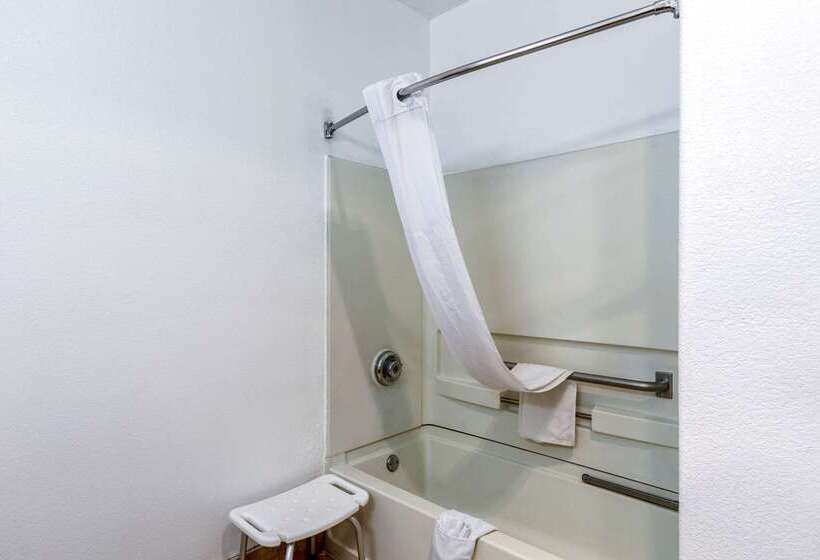 Отель Quality Inn & Suites Gallup I 40 Exit 20