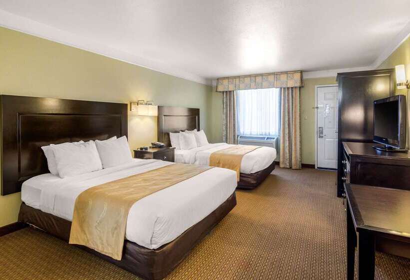 Отель Quality Inn & Suites Gallup I 40 Exit 20