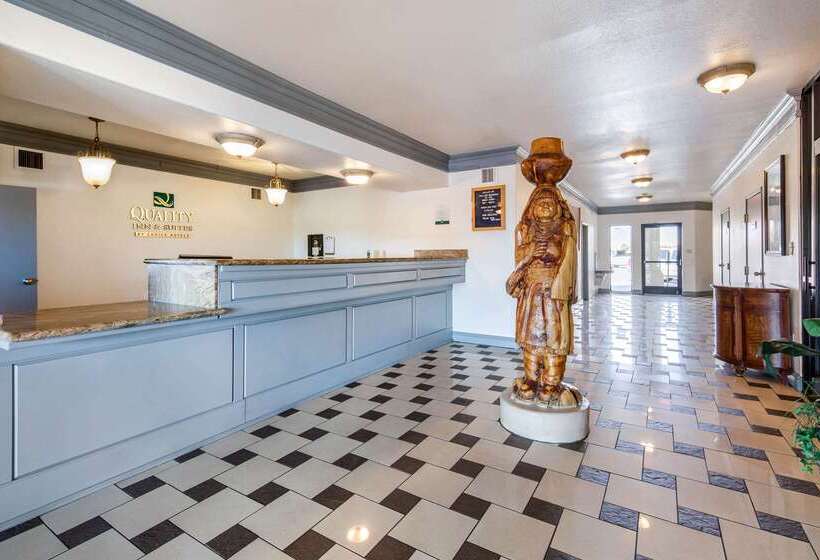 Отель Quality Inn & Suites Gallup I 40 Exit 20