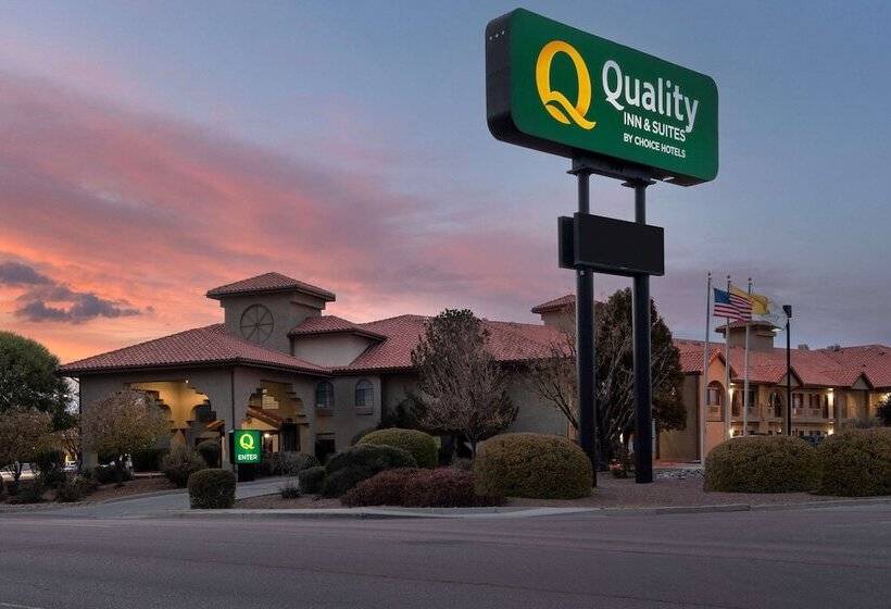 Отель Quality Inn & Suites Gallup I 40 Exit 20