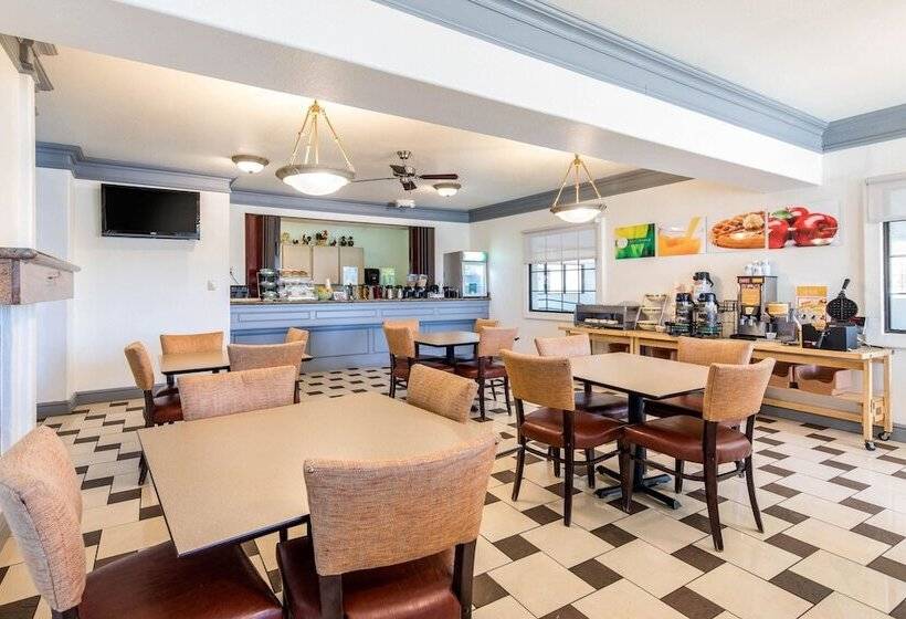 Отель Quality Inn & Suites Gallup I 40 Exit 20