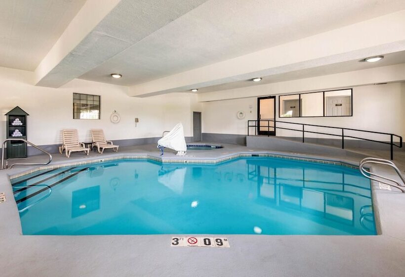 Отель Quality Inn & Suites Gallup I 40 Exit 20