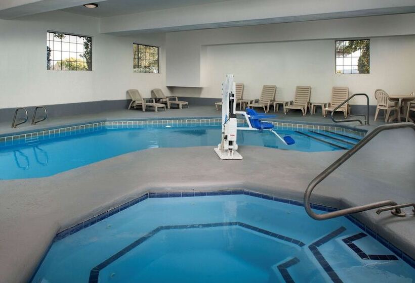 هتل Quality Inn & Suites Gallup I 40 Exit 20
