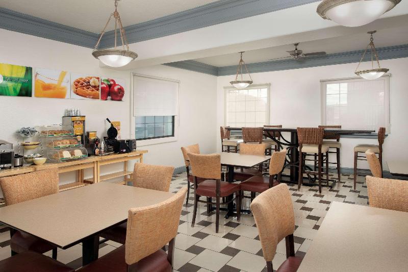 Отель Quality Inn & Suites Gallup I 40 Exit 20