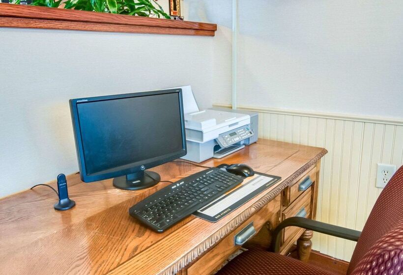 فندق Quality Inn Christiansburg  Blacksburg