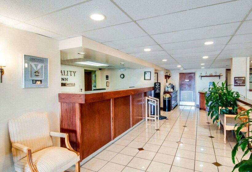 فندق Quality Inn Christiansburg  Blacksburg