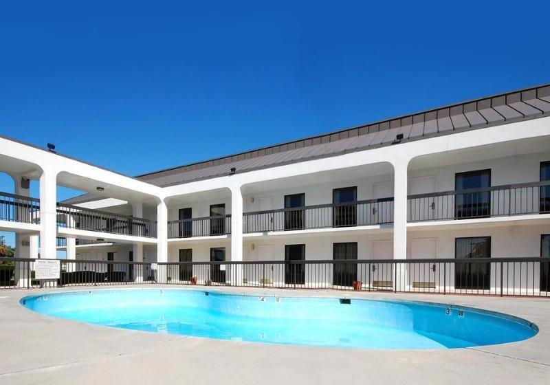 فندق Quality Inn Christiansburg  Blacksburg