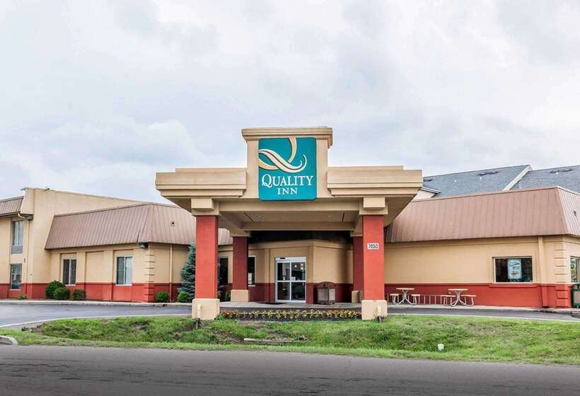 בית מלון כפרי Baymont By Wyndham Indianapolis East