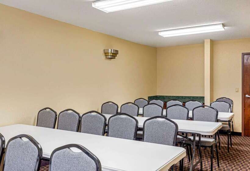 هتل Quality Inn High Point  Archdale