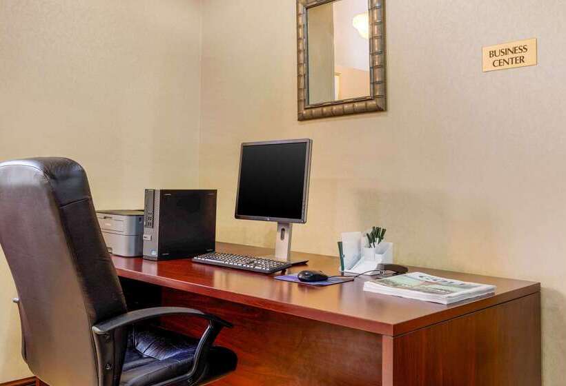 هتل Quality Inn High Point  Archdale