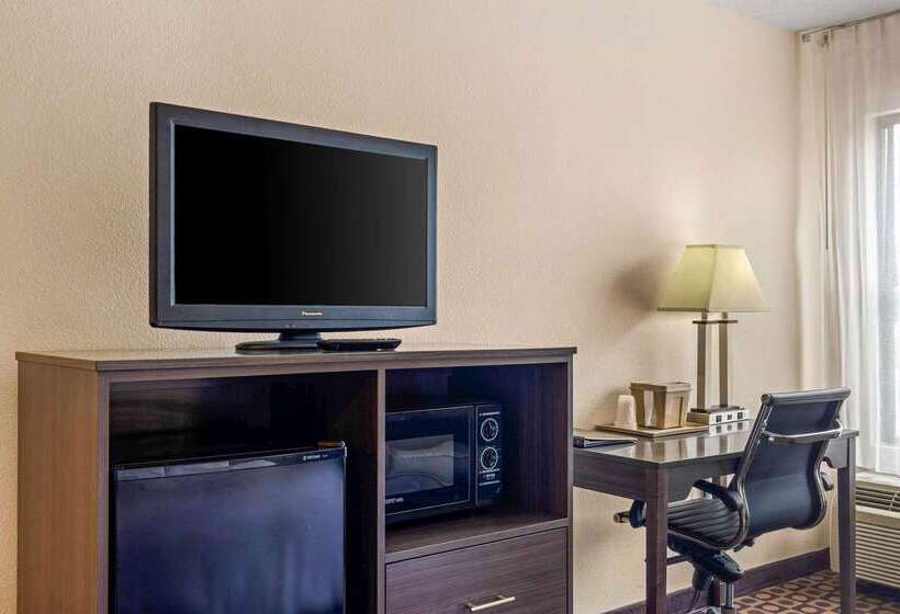 هتل Quality Inn High Point  Archdale