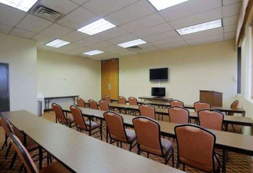 Отель Quality Inn Mount Airy Mayberry