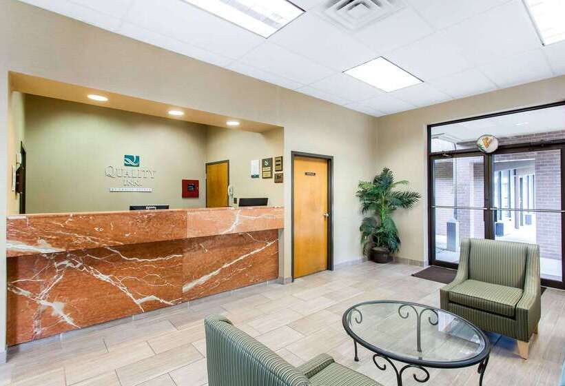 Отель Quality Inn Mount Airy Mayberry