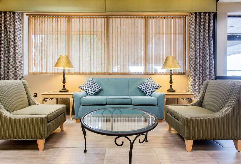 Отель Quality Inn Mount Airy Mayberry