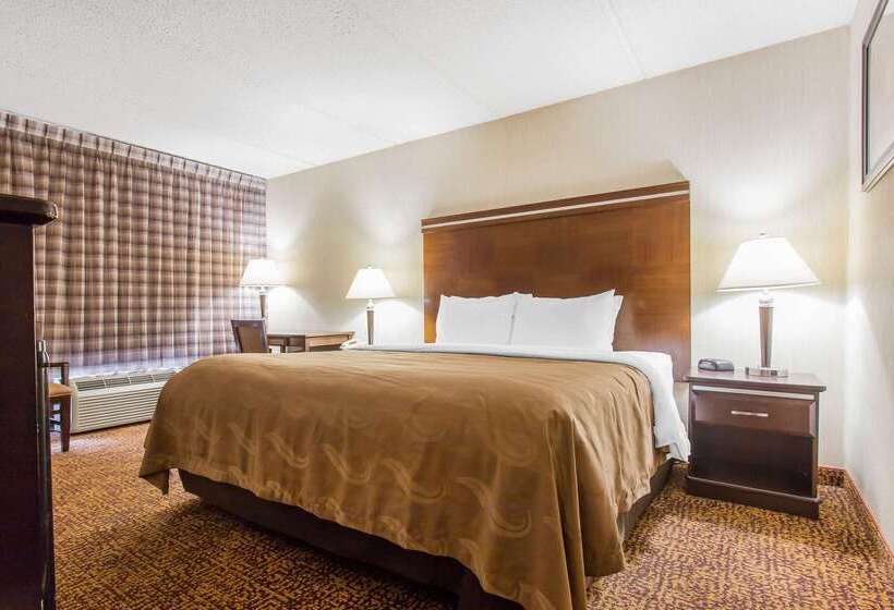 Отель Quality Inn Mount Airy Mayberry