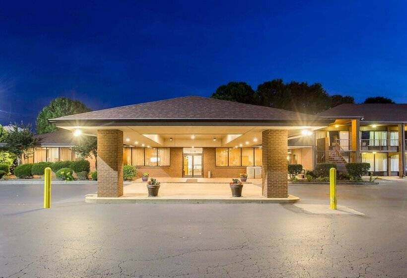 Отель Quality Inn Mount Airy Mayberry