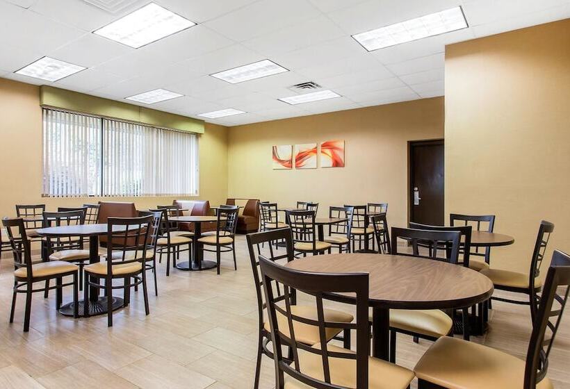 Отель Quality Inn Mount Airy Mayberry