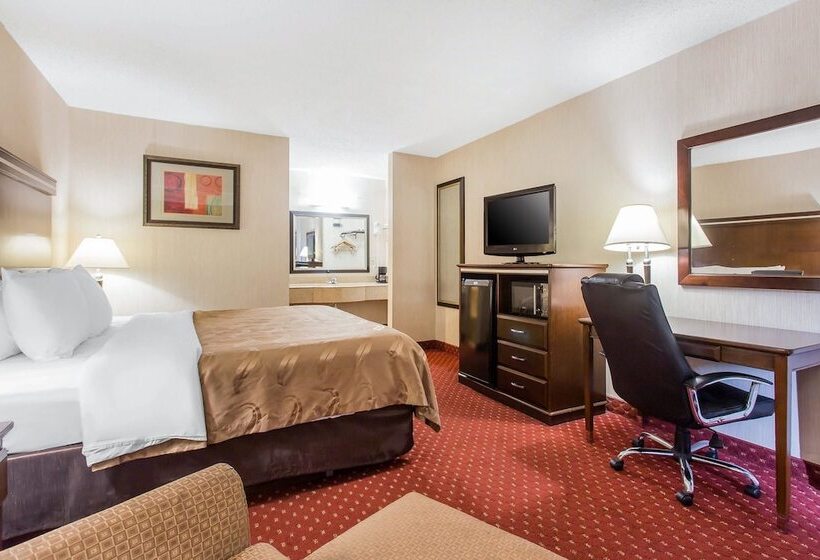Отель Quality Inn Mount Airy Mayberry