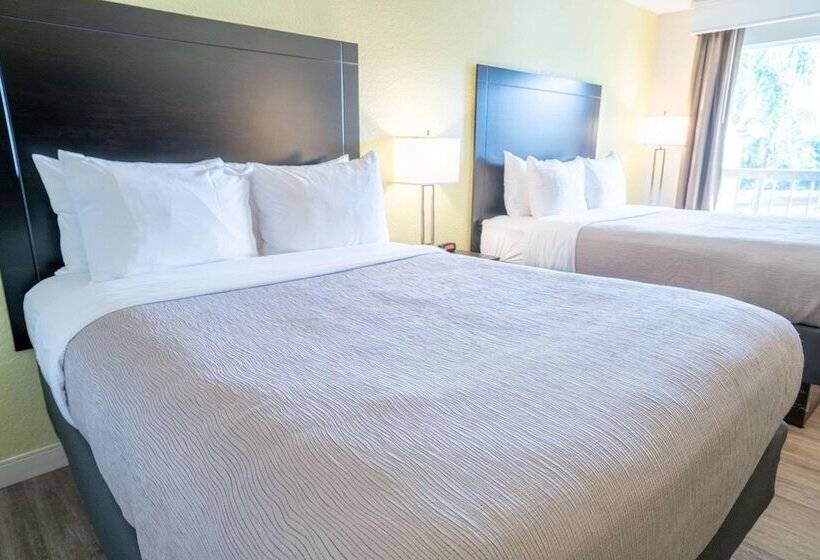 בית מלון כפרי Quality Inn Palm Beach International Airport