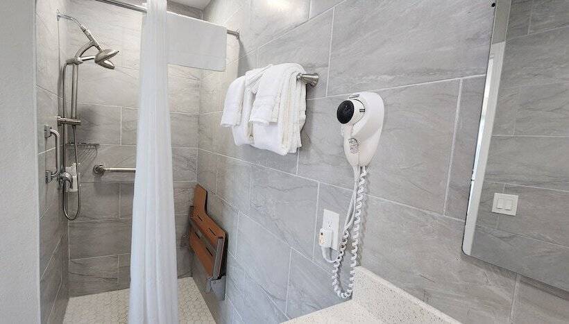 فندق The Grove At Pismo Beach