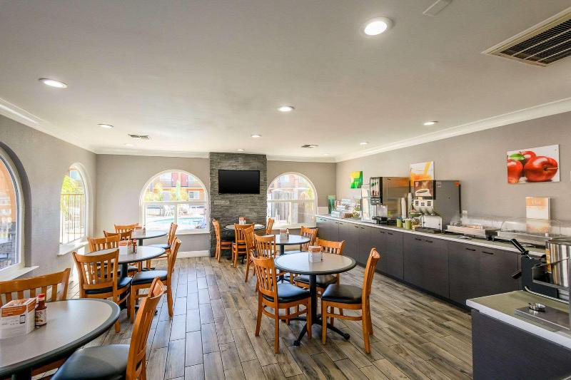 هتل Quality Inn Redding Near I5