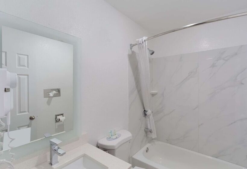 酒店 Quality Inn Redding Near I5