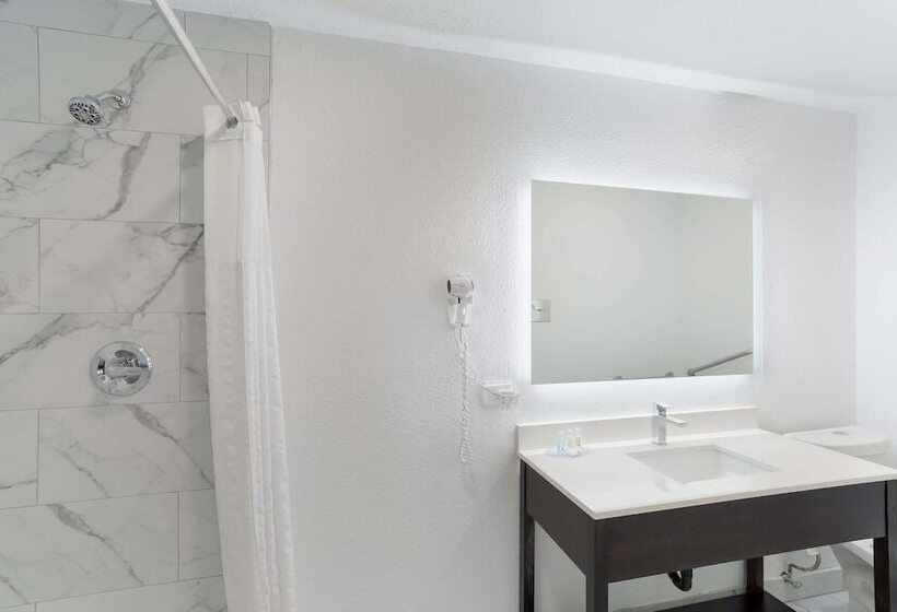 酒店 Quality Inn Redding Near I5