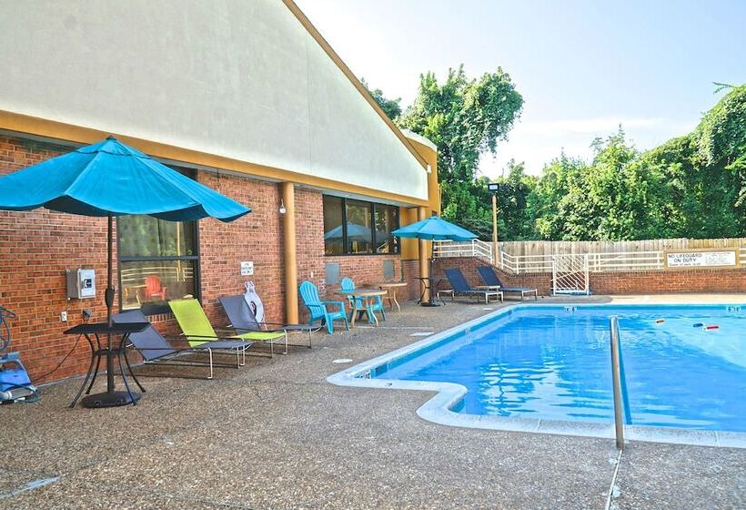 فندق Quality Inn South Boston  Danville East