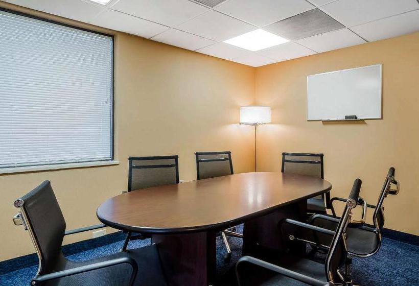 فندق Quality Inn & Suites Lexington